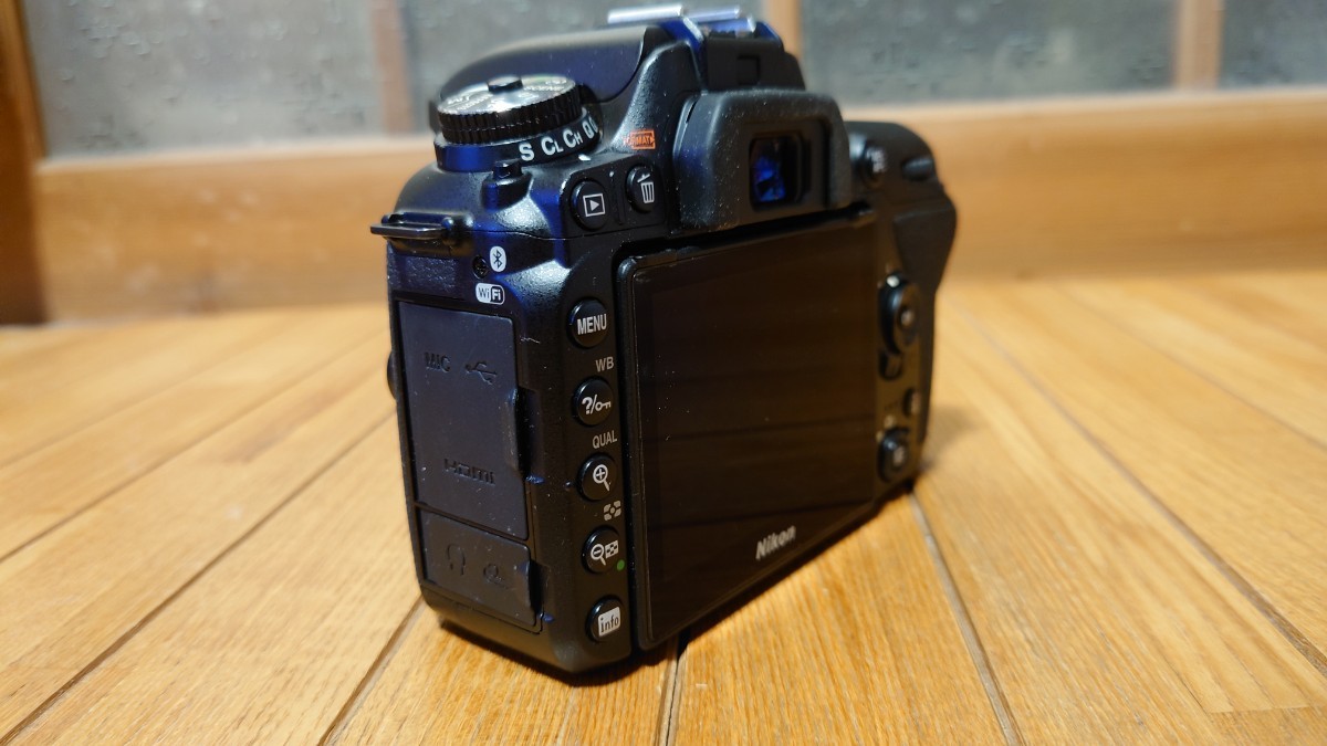 NIKON D7500 (ショット数2000) | veganutris.com.br