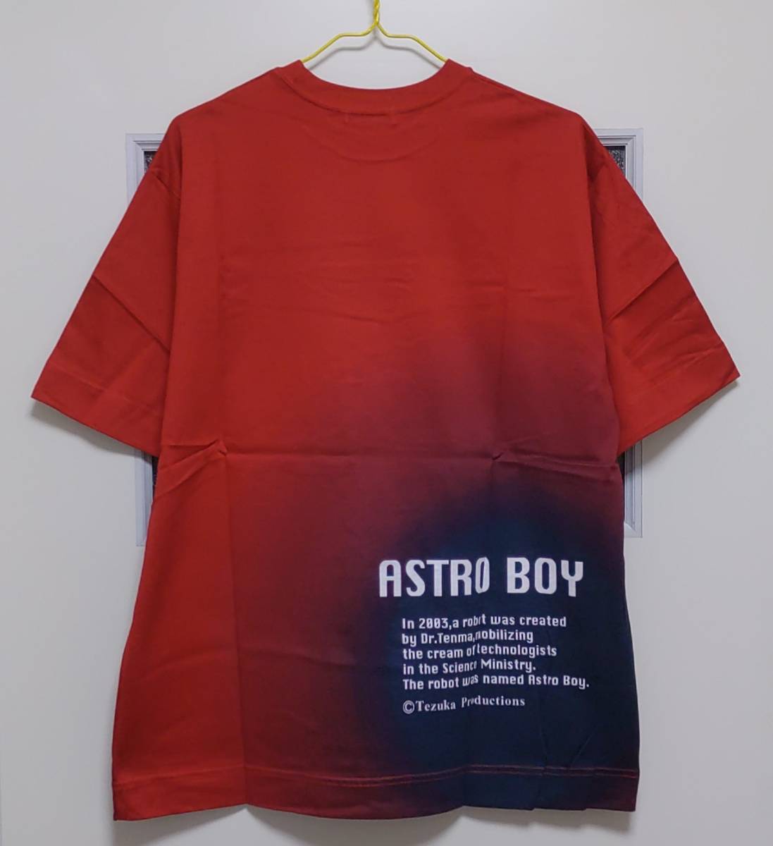 2002 Tezuka Productions Astro Boy T-shirt [AST skeleton panel ] red short sleeves ound-necked rom and rear (before and after) print F* width of a garment about 53.8cm made in Japan * unused / tag attaching 