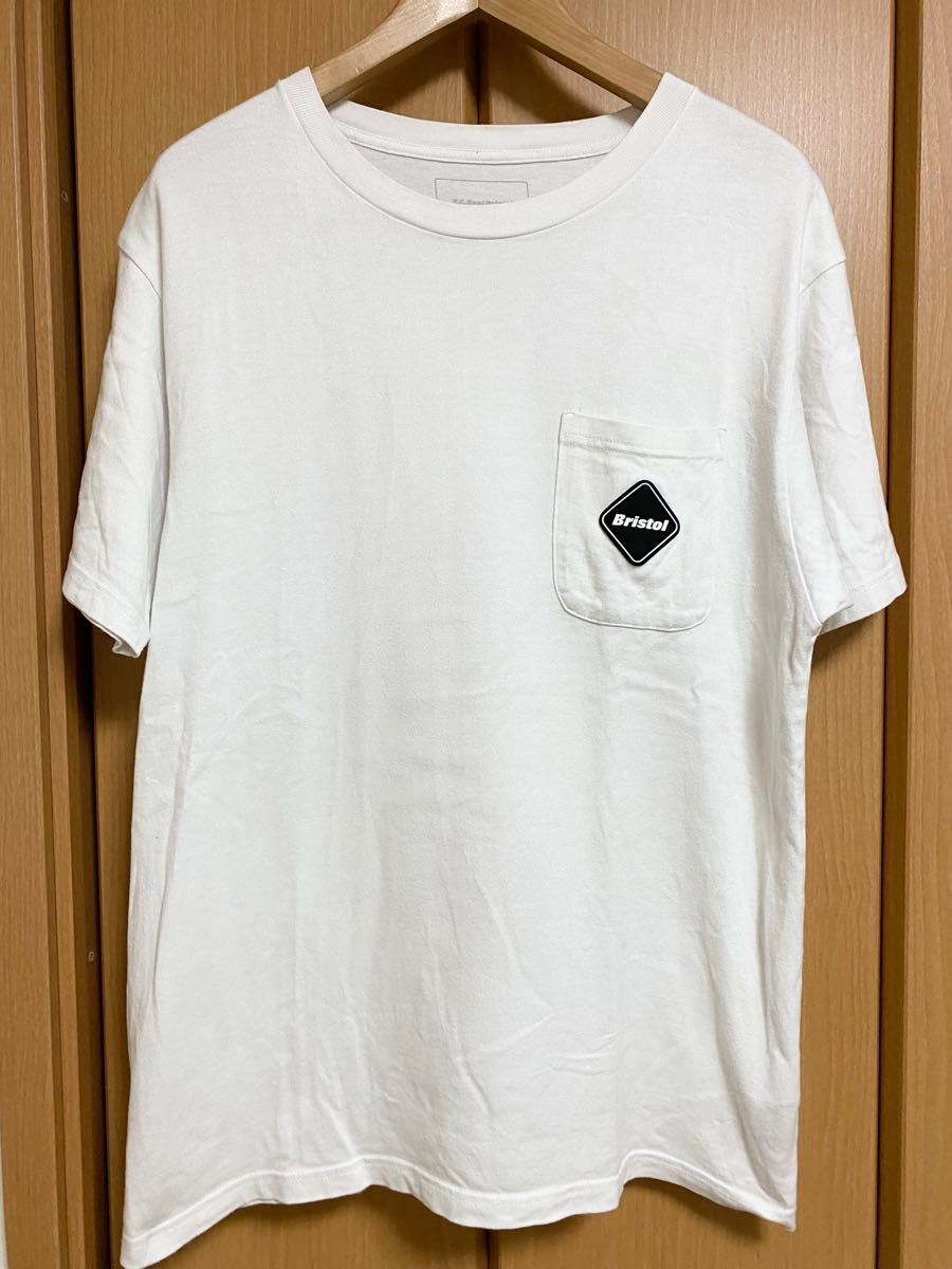 F C Real Bristol エフシーレアルブリストル ビッグロゴ Tシャツ F C Real Bristol エフシーレアルブリストル ビッグロゴ Tシャツ