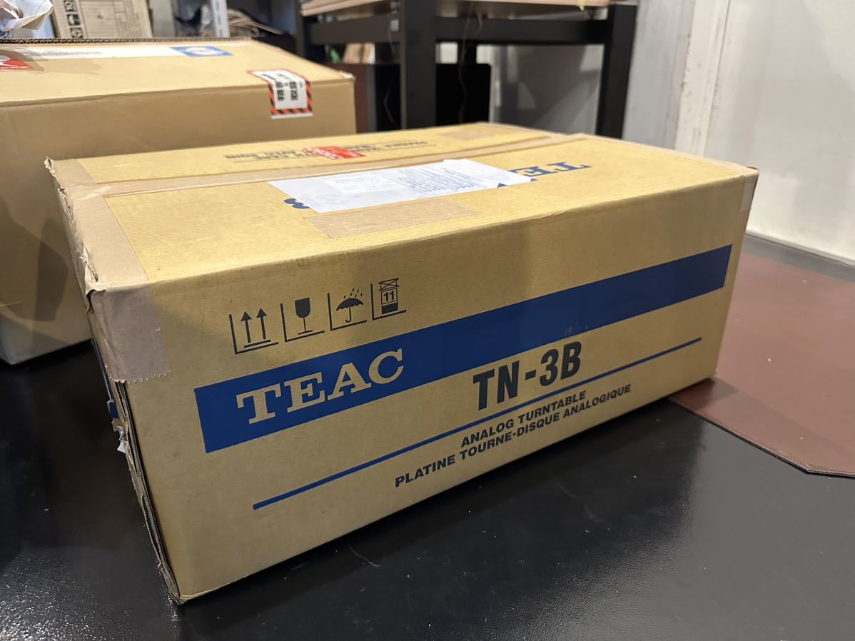 TEAC ティアック TN-3B-SE SAEC トーンアーム フォノイコライザー搭載 レコードプレーヤー ターンテーブル_画像10