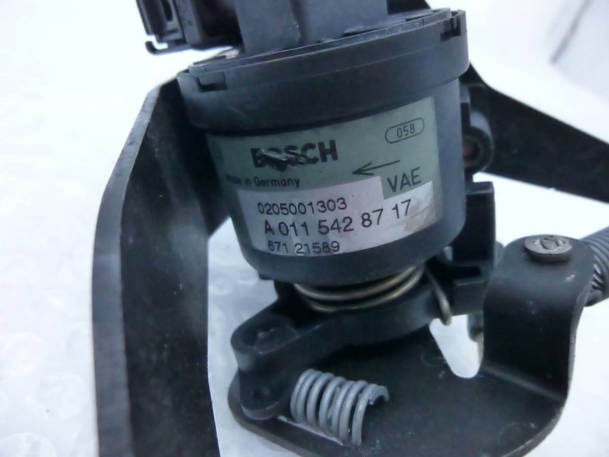 メルセデスベンツ BENZ W210 W208 E320 Eクラス BOSCH スロットル アクセル ポジションセンサー A 011 542 87 17 中古 ☆050627ｈｓ_画像4