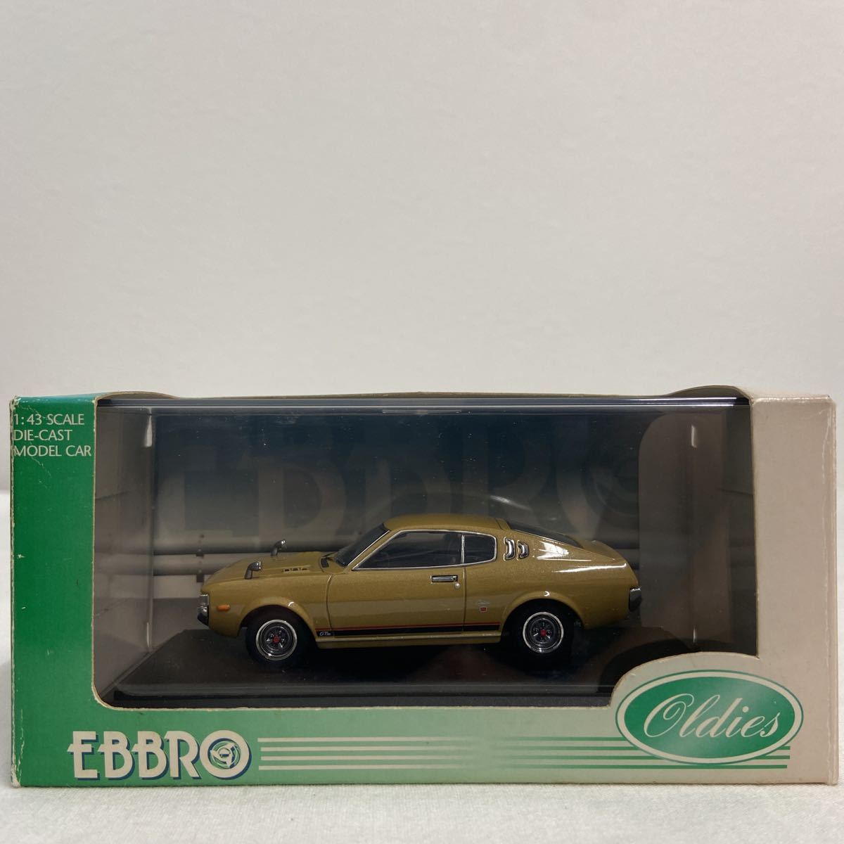 EBBRO 1/43 TOYOTA CELICA LB 2000GT 1973年 Gold エブロ トヨタ セリカ リフトバック ダルマ TA27 ゴールド 旧車 ミニカー 国産名車_画像2