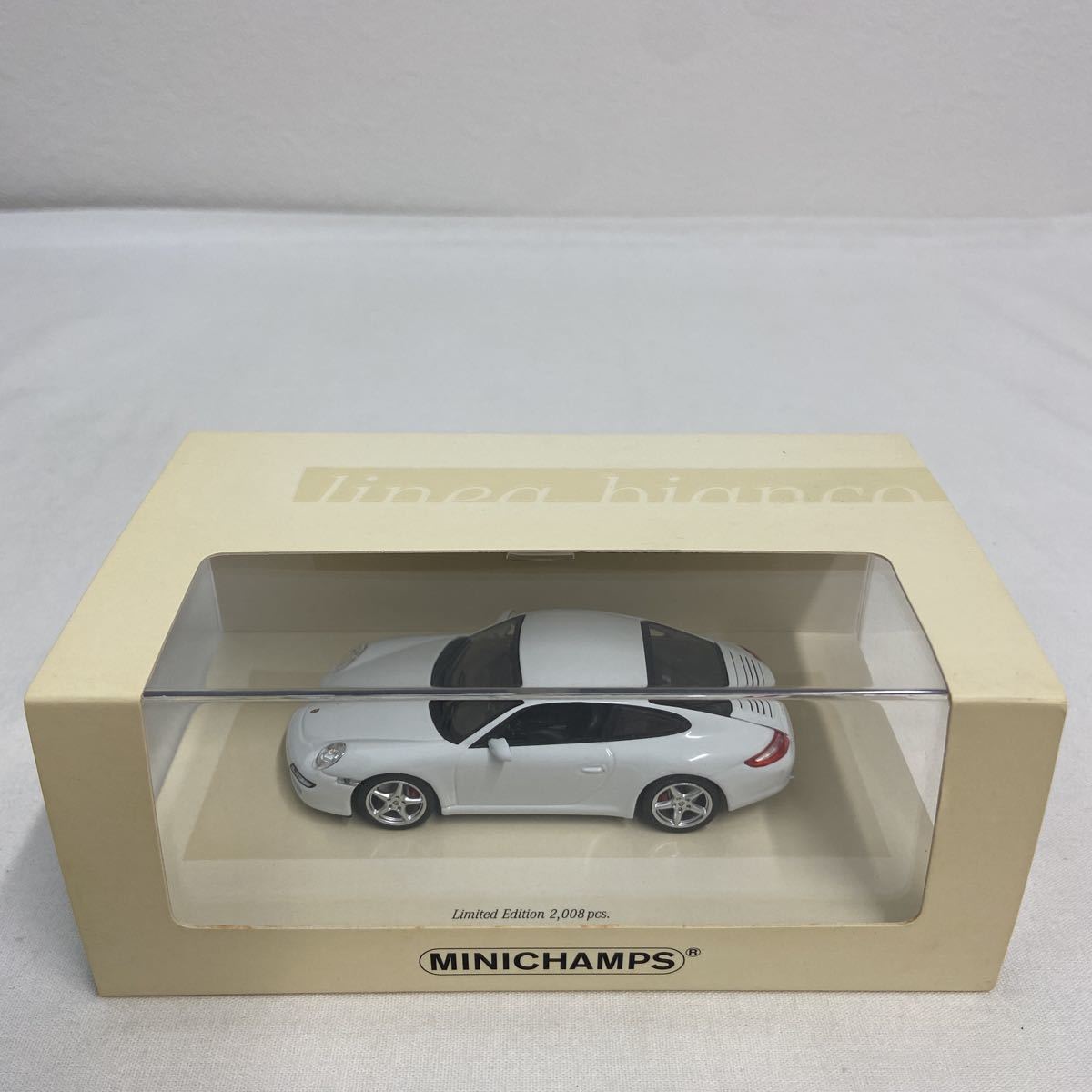 限定車 MINICHAMPS 1/43 PORSCHE 911 Carrera 2004年 Linea Bianco No.1 ミニチャンプス ポルシェ 997 カレラ ミニカー モデルカー_画像3