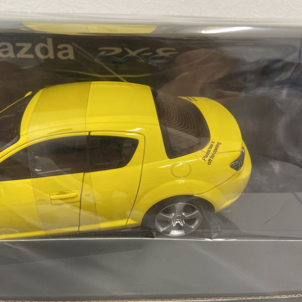 AUTOart 1/18 MAZDA RX-8 2003年 RHD Lightning Yellow オートアート マツダ SE3P ライトニングイエロー ミニカー モデルカー Aaの画像4