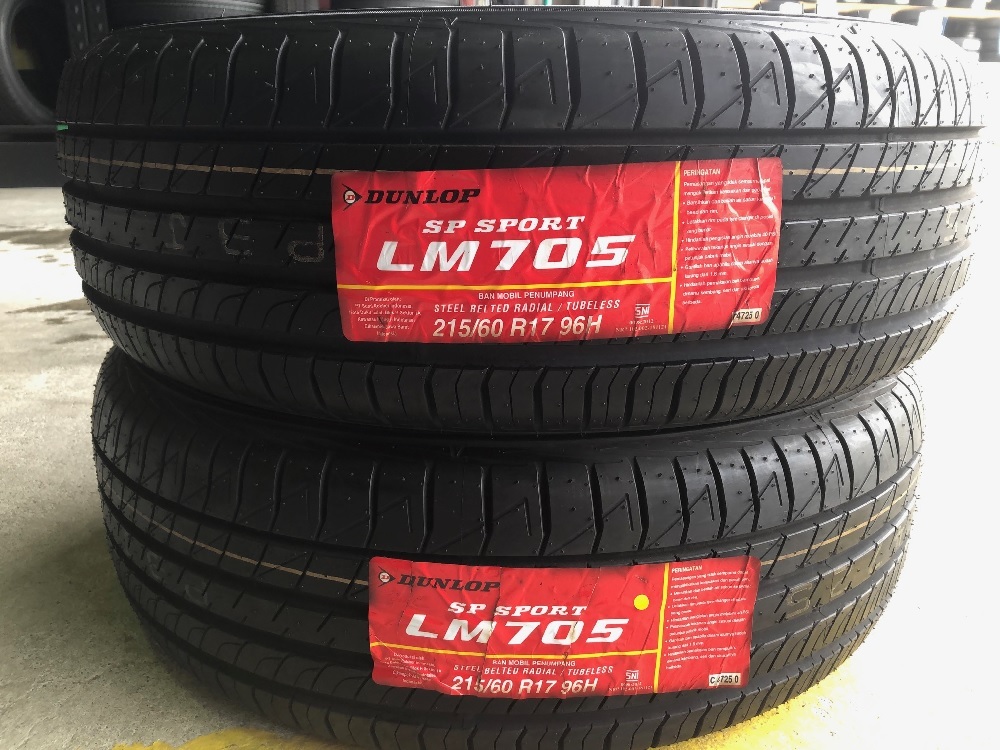 ★新古品タイヤ値下げ！！★215/60R17 96H★ダンロップ★SP SPORT LM705　2本★未使用2021年製★即決価格★_画像1