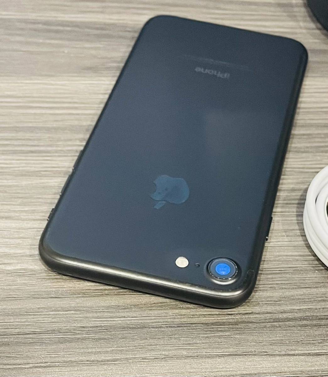ソフトバンク iPhone7 32GB ジェットブラックMNCE2J/A送料無料iOS15 7