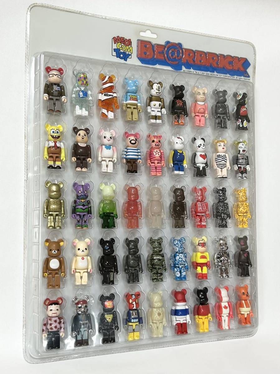 BE@RBRICK ベアブリック シリーズ 100% ケース ボード ブリスター
