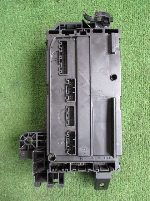 ルーミー M900A ヒューズボックス H29年 トヨタ タンク_画像4
