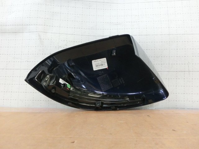 Benz V Class left door mirror cover 