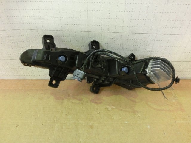 Peugeot 208 P21 left foglamp 9824241380 Peugeot 