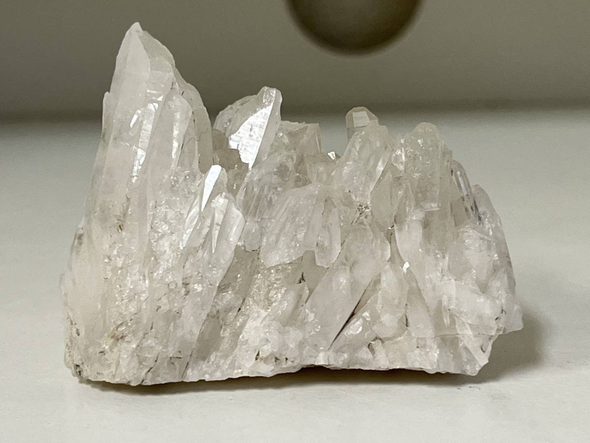 【天然石，原石】水晶　重量：87g　4月誕生石　浄化や邪気払い　KM25E578MA_画像2