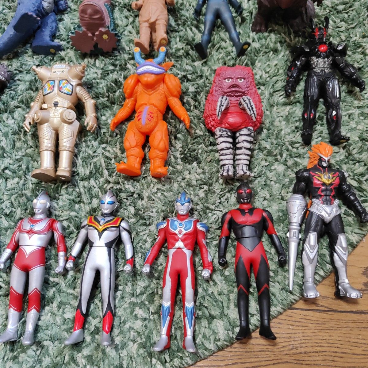 ウルトラマン 怪獣 等… ソフビ人形まとめ売り 40体|Yahoo ウルトラマン 怪獣 等… ソフビ人形まとめ売り 40体|Yahoo