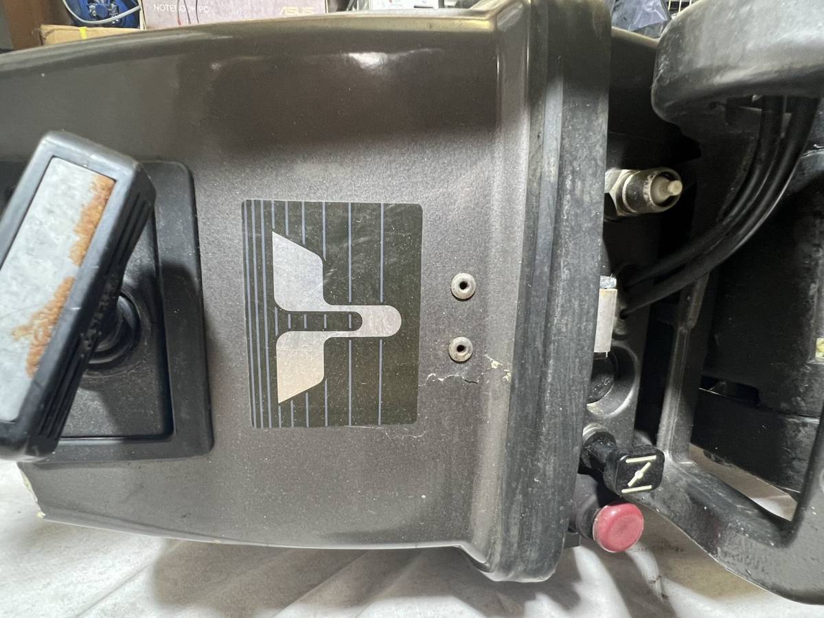 中古品 トーハツ TOHATSU 8馬力 小型船舶用 船外機 M8B 3B2 動作 中古品 トーハツ TOHATSU 8馬力 小型船舶用 船外機 M8B 3B2 動作