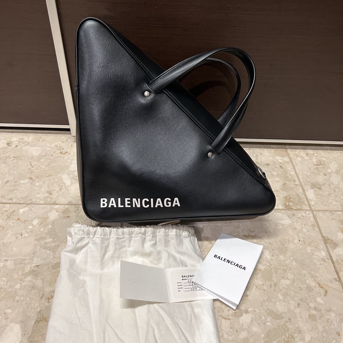  Balenciaga сумка внутренний стандартный товар распродажа цена 