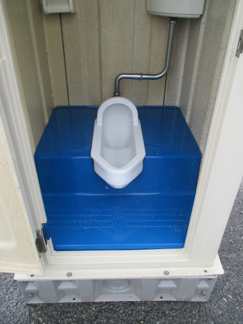 Bibian 比比昂- 【滋賀発】中古本水洗和式トイレ格安配送サイズ Bibian 比比昂- 【滋賀発】中古本水洗和式トイレ格安配送サイズ