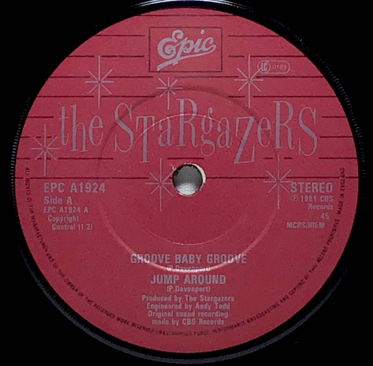 【英7】 THE STARGAZERS / GROOVE BABY GROOVE / JUMP AROUND / 1981 UK盤 4曲入り 7インチシングルレコード EP 45 ロカビリー ネオロカ_画像4
