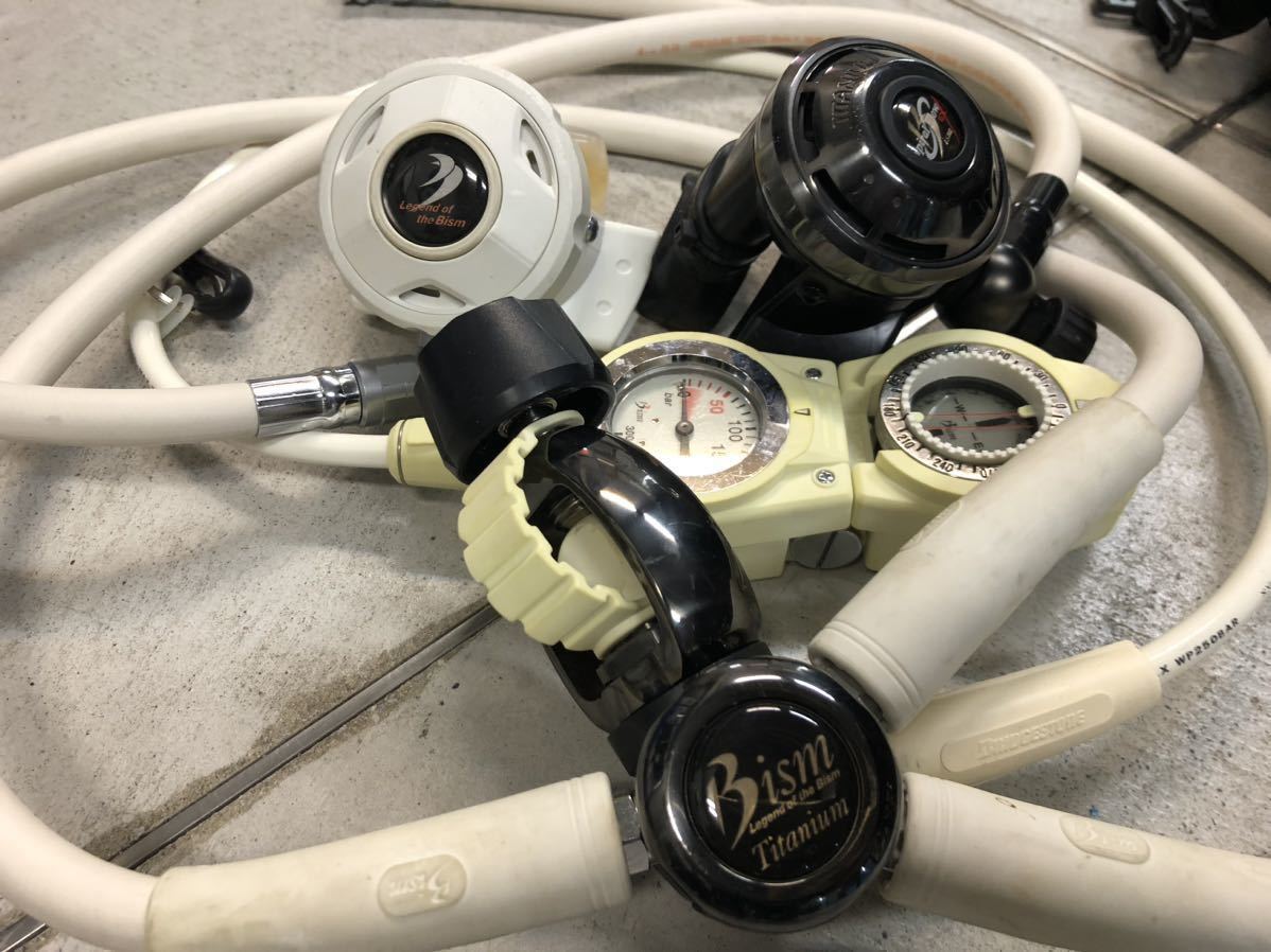 美品 Bism ホワイト ネレウス チタンレギュレーター レギュレータ