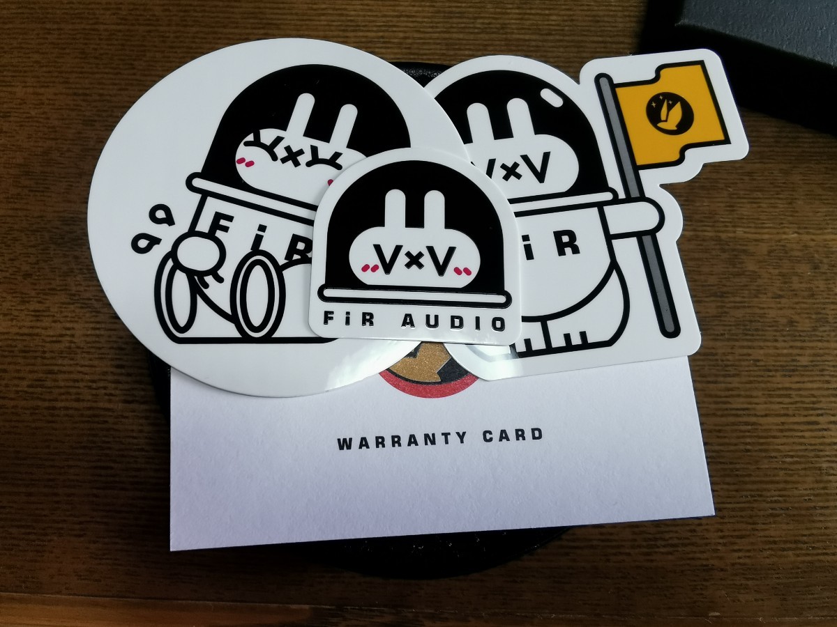 新品同様 FiR Audio five x five V×V 64audio イヤホン イヤフォン