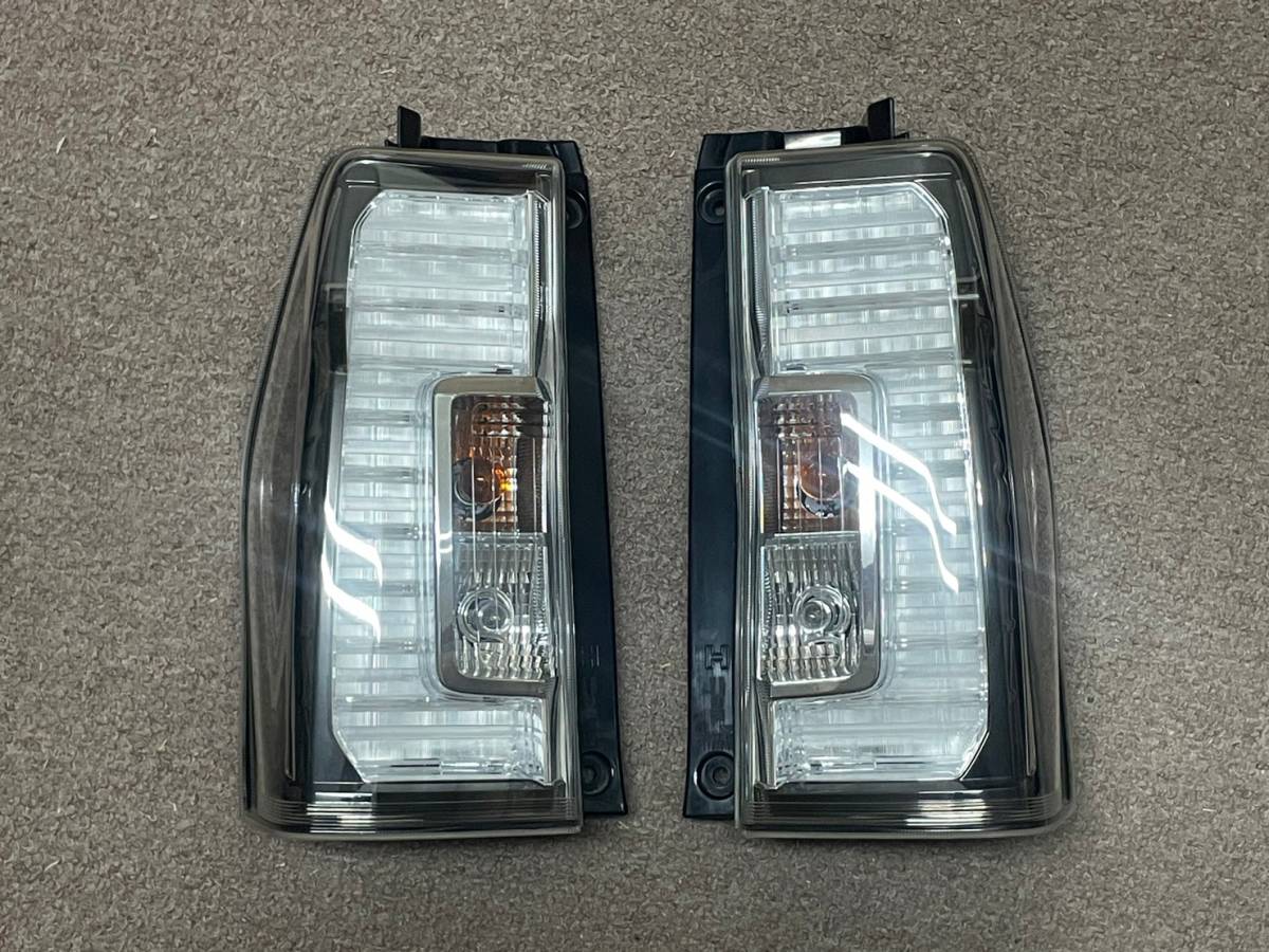 LA600S LA610S タント カスタム LED テール 左右 TOKAIDENSO 20516