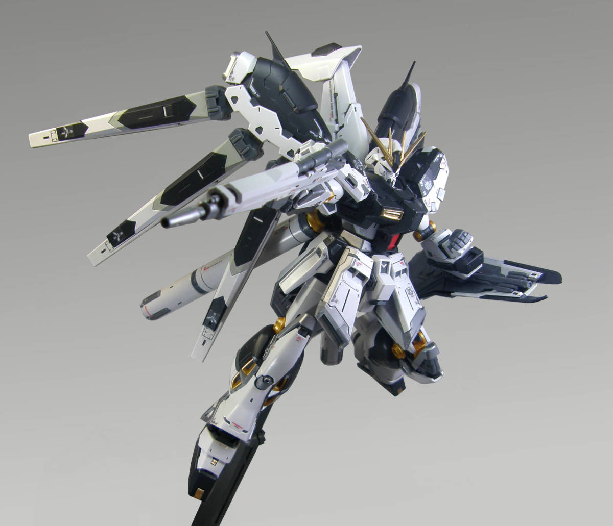 RG 1/144 RX-93-ν2 Hi-ν Gundam (ν Gundam цвет ver)[ покраска конечный продукт ]/ Mobile Suit Gundam Char's Counterattack bell фонарь ka* дети 