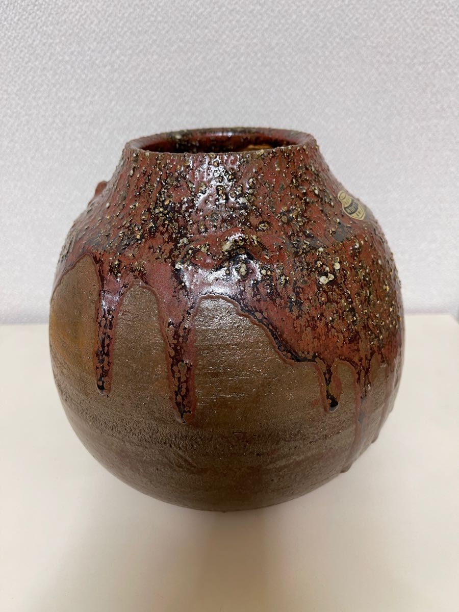 陶芸　うつわ　高さ18cm×横幅18.5cm 信楽焼 花瓶 壷 壺 壺花 状態良好、傷や汚れ無し、箱は古く感じます。