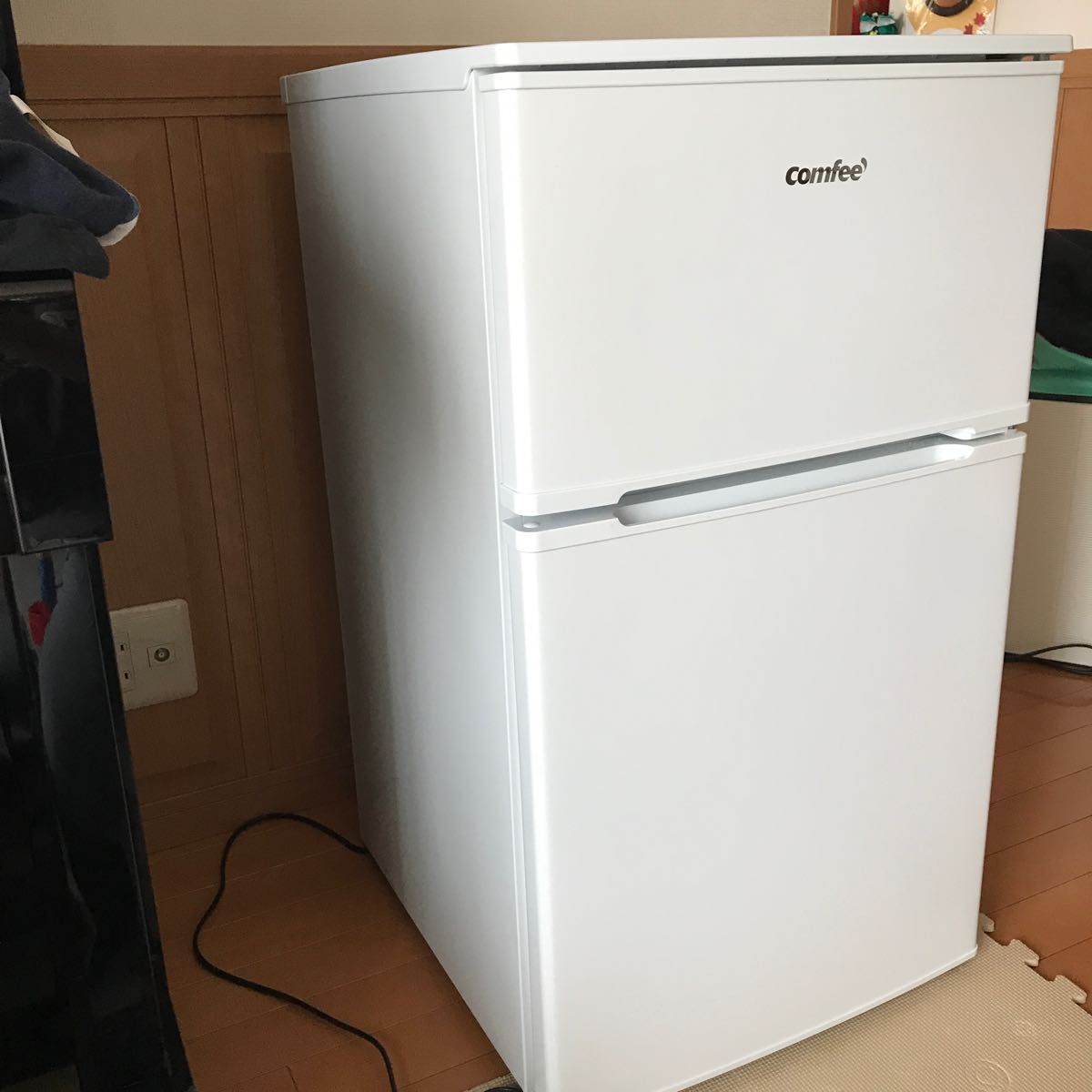 小型冷凍冷蔵庫　2ドア　90L COMFEE' 省エネ　右開き　節電　静音　スリム　コンパクト　白 RCT90WH/E