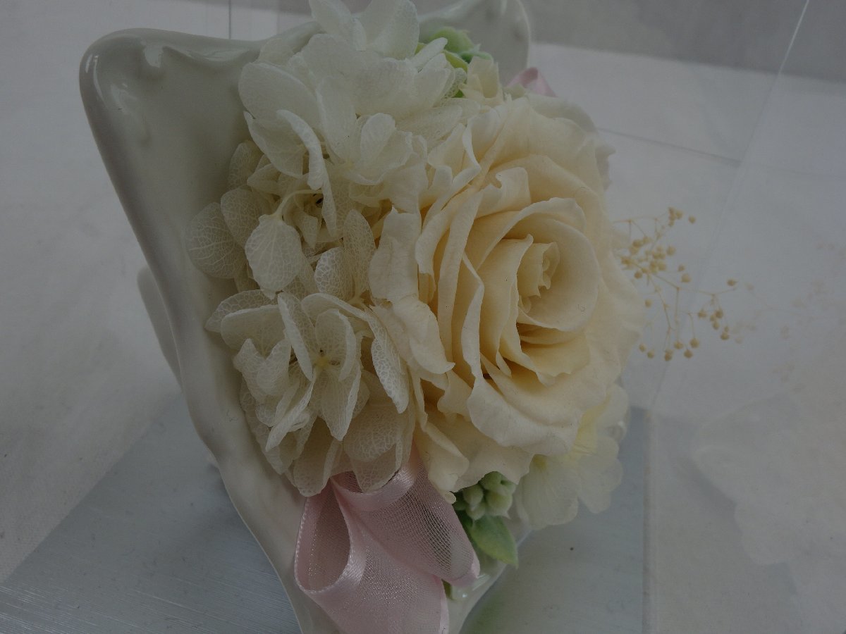  preserved flower flower rose rose white white ribbon interior ornament gift in the case 