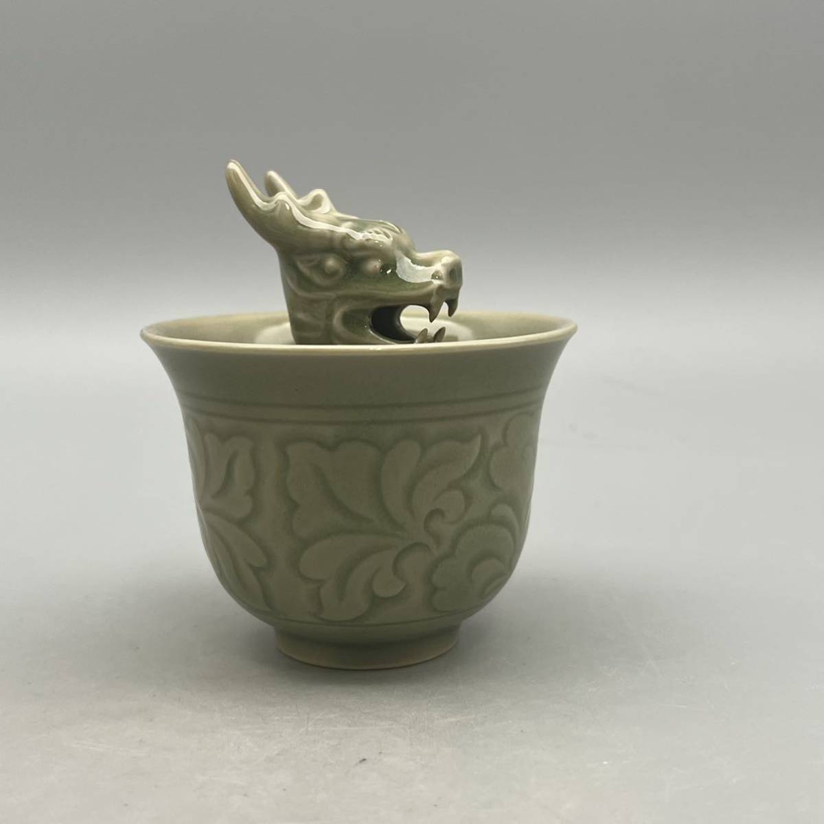 柔らかな質感のぐい呑龍首耀州窯中国古美術酒器古玩猪口宋