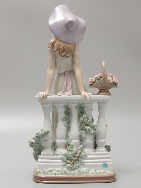 386V. LLADRO リヤドロ「輝く時」陶製 人形 女性 フィギュリン No