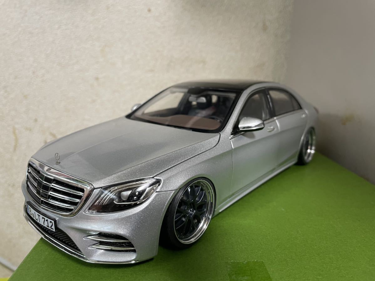 ノレブ 1/18カスタム メルセデスベンツ W222 Sクラス シャコタン ドア