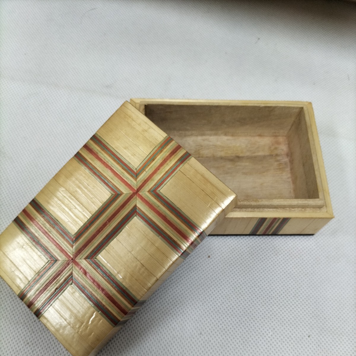 箱根寄木細工 寄木細工 からくり箱 箱根細工 小箱 伝統工芸品 小物入れ