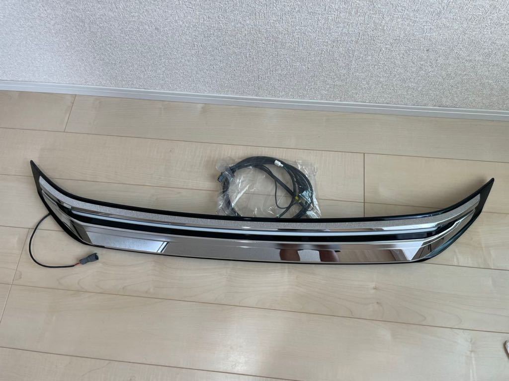 ヴォクシー ZWR90 MZRA90 モデリスタ シグネチャーイルミグリル ヴォクシー ZWR90 MZRA90 モデリスタ シグネチャーイルミグリル