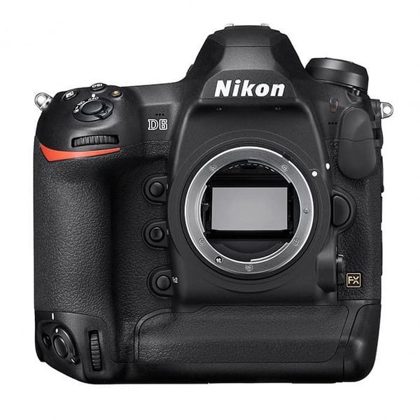１年保証 美品 Nikon D6 ボディ