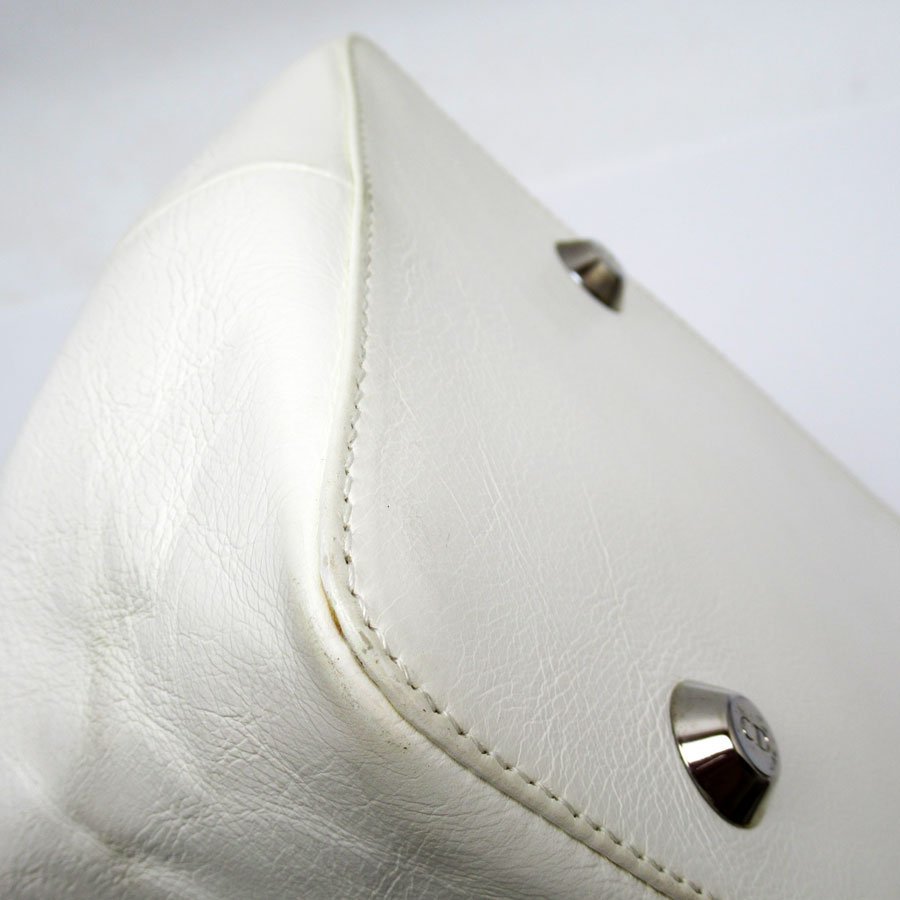  Christian Dior Christian Dior ручная сумочка кожа белый g3490a