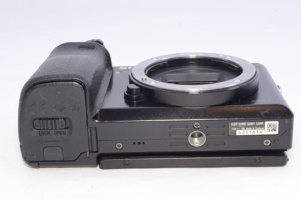 Sony ソニー ミラーレス一眼 α6000 ボディ ブラック ILCE-6000 B