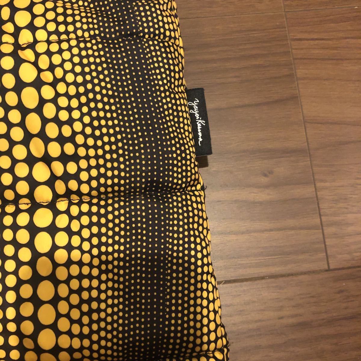 [. промежуток . сырой ] большая сумка желтый цвет Uniqlo / UNIQLO SPIZ. промежуток . сырой Moma тыква тыква тыква настоящее время искусство Nara прекрасный .