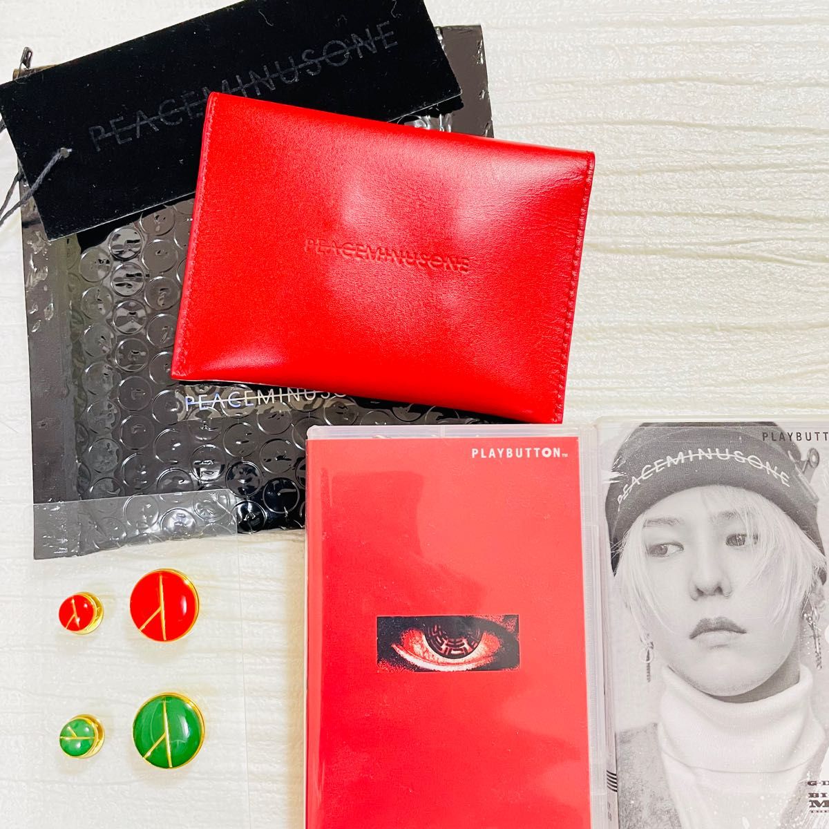 海外ツアー限定PEACEMINUSONE クリップ 赤 ジヨン gdragon 公式 G-DRAGON ジヨン peaceminusone ロゴピンセット 未使用