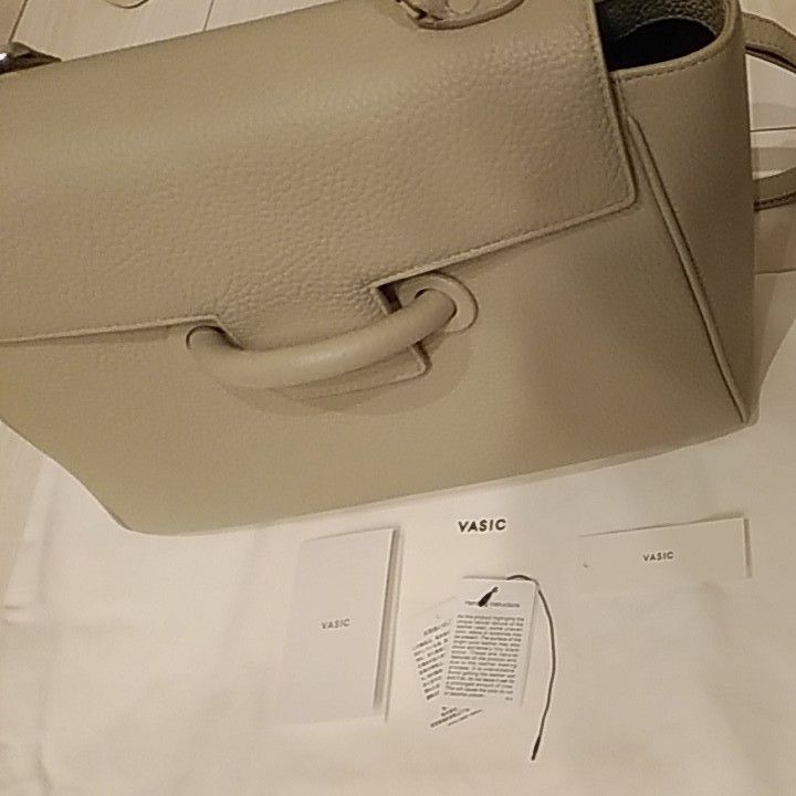 VASIC EVER エバー アイボリー ショルダーバッグ ハンドバッグ