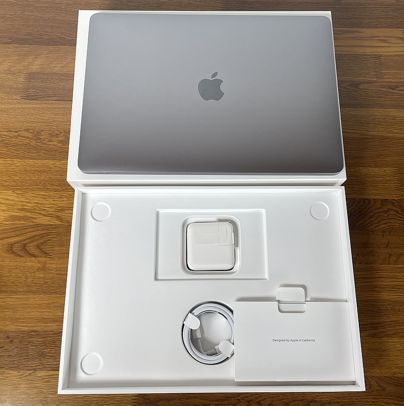 Apple Macbook Air(2020 M1) 8GB 256GB－日本代購代Bid第一推介「Funbid」