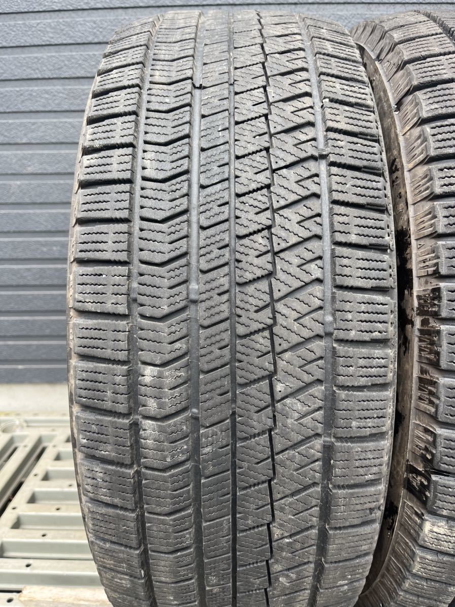 T477 中古タイヤ 225/55R18 BRIDGESTONE BLIZZAK VRX2 ブリヂストン ブリザック 冬タイヤ スタッドレスタイヤ 2本のみ_画像2