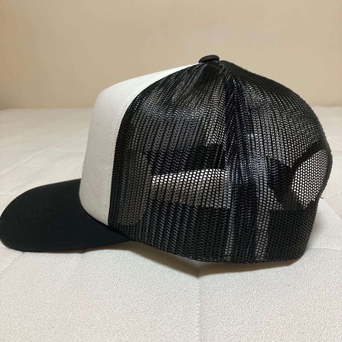 STUSSY CROWN STOCK TRUCKER CAP 黒 新品 ステューシー キャップ ハット HAT BAPE エイプ