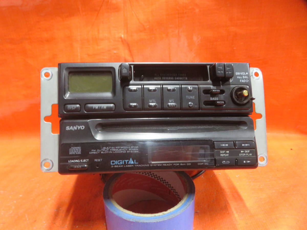 BY4423 junk SANYO CD& cassette deck /CD player CDF-30/ cassette product number unknown / present condition delivery part removing * knob missing goods wiring disconnection 