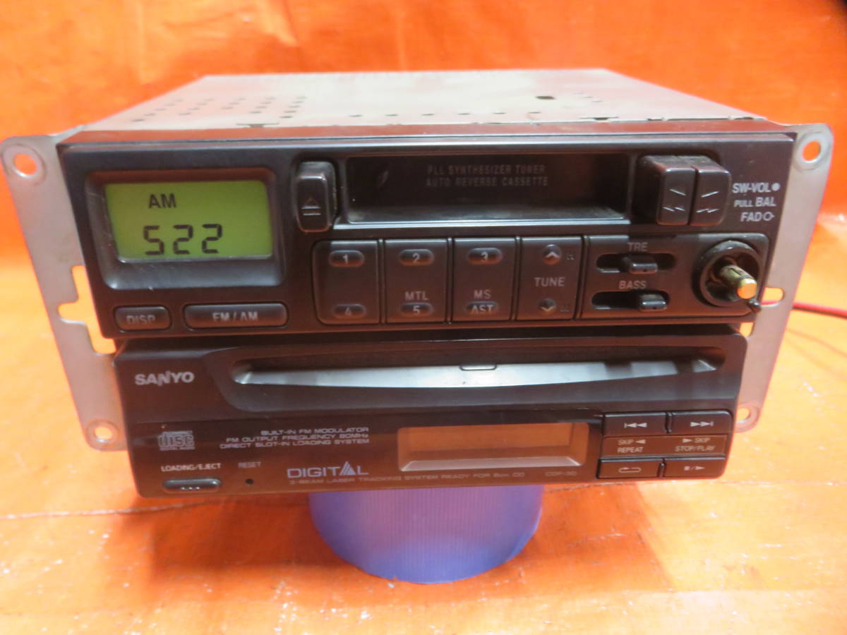 BY4423 junk SANYO CD& cassette deck /CD player CDF-30/ cassette product number unknown / present condition delivery part removing * knob missing goods wiring disconnection 
