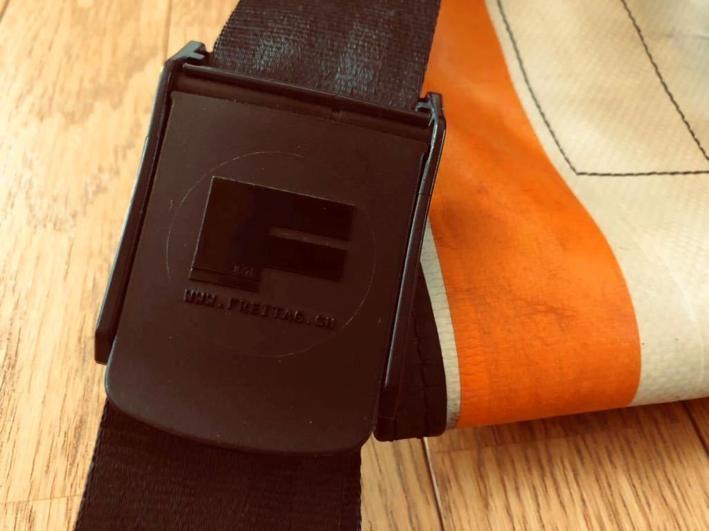 [ superior article * rare ]FREITAG / F14 DEXTER0 ivory / orange / black 0Bieri /bieli0 English character M0F buckle 0MESSENGER CLASSIC SLIM0