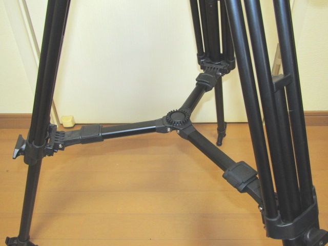 ◇DAIWA/ダイワ プロ用 ビデオ/カメラ用三脚 DST-73 美品 収納ケース付
