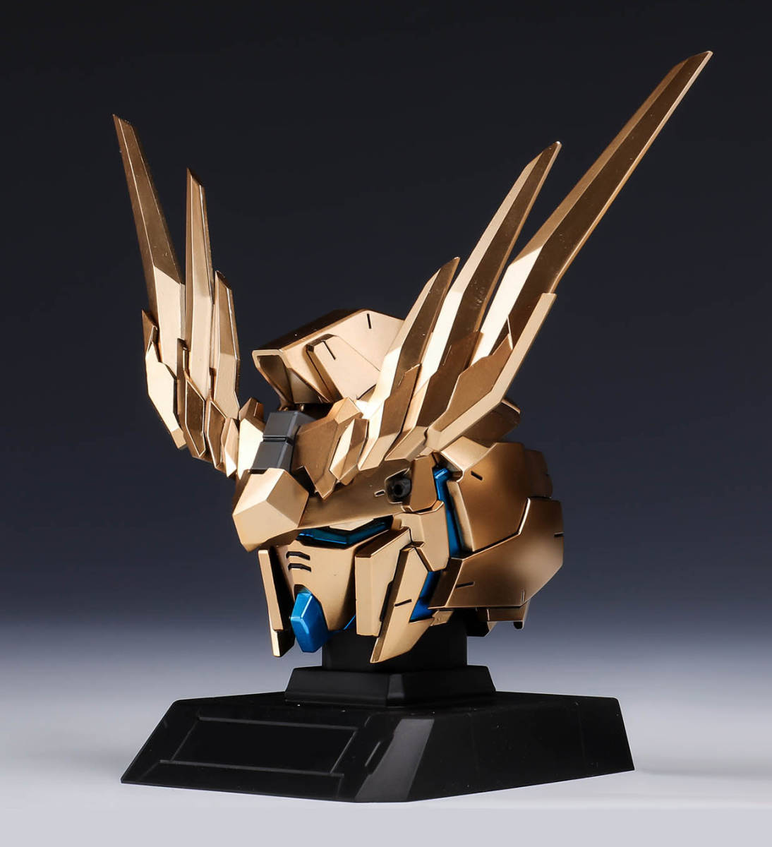 1/35 LED付属 ユニコーンガンダム3号機 フェネクス ヘッド (F31 1/35 LED付属 ユニコーンガンダム3号機 フェネクス ヘッド (F31