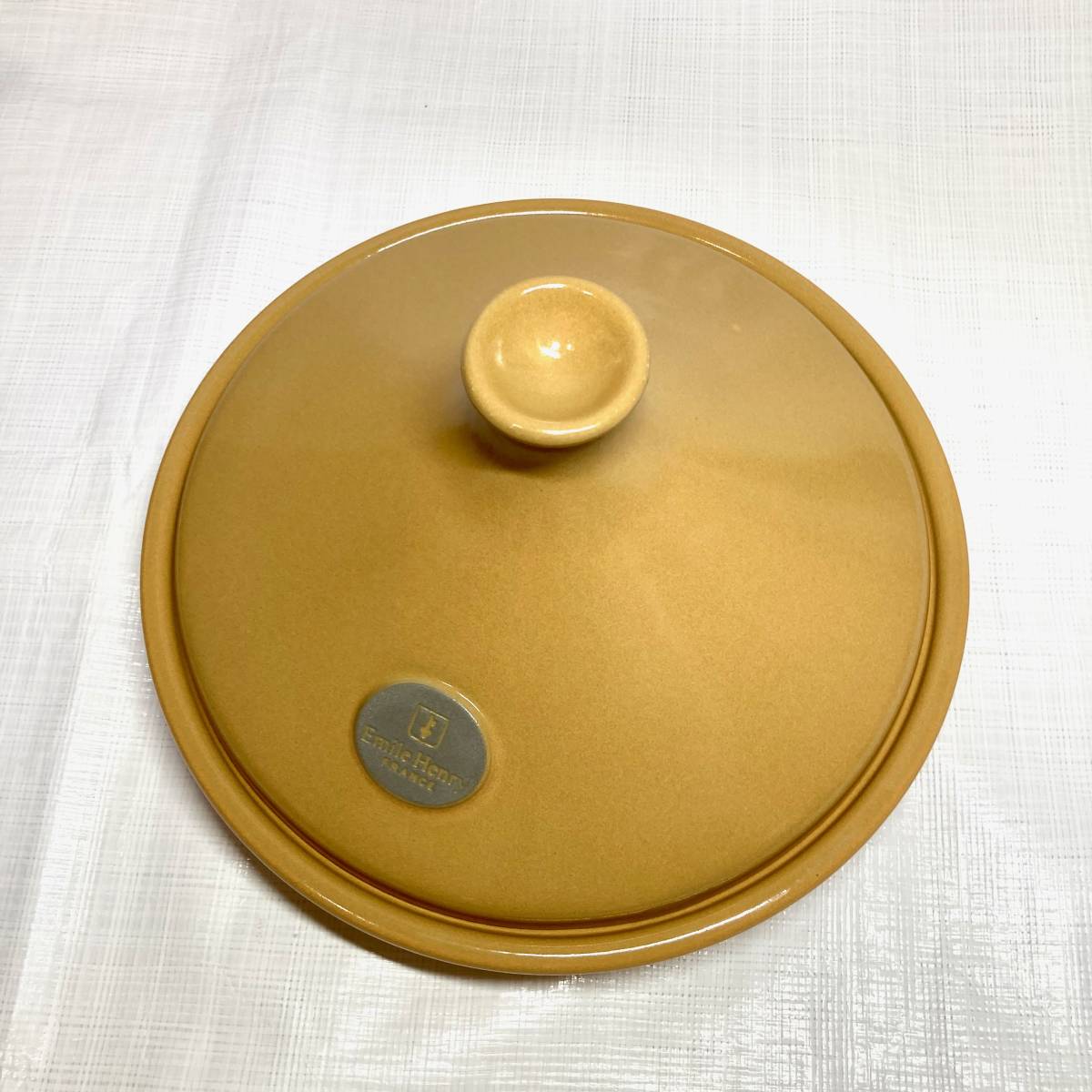 即決 送料無料 新品 未使用 箱付き 25cm タジン鍋 Emile Henry 即決 送料無料 新品 未使用 箱付き 25cm タジン鍋 Emile Henry
