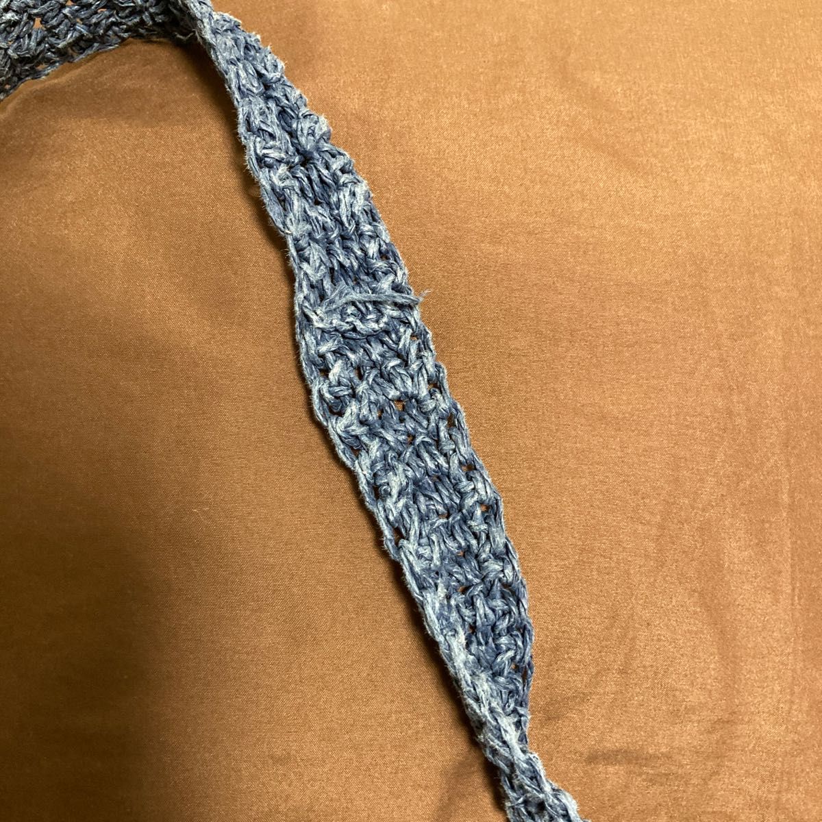 夏　 ラフィア ショルダーバッグ　ペーパー素材　編み　かごバッグ　生成り　ネイビー　ブルー　カゴバッグ　編みかご　しまむら