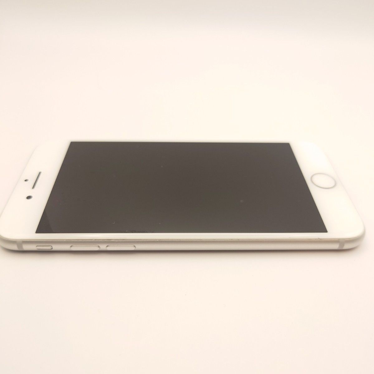 S級美品 iPhone8 64GB シルバー SIMフリー 新品バッテリー #22