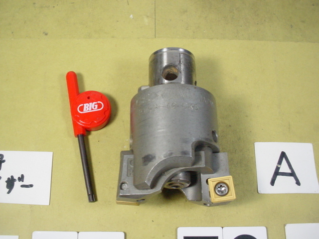 RW53-70CK5 中古品 通り穴カートリッジ装着 BIG-KAISER 荒加工用 RW53-70CK5 中古品 通り穴カートリッジ装着 BIG-KAISER 荒加工用